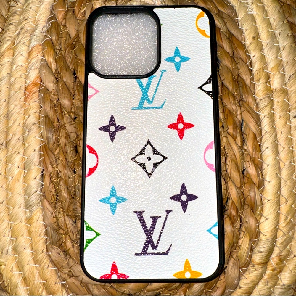 15 Pro Max Multicolor Designer Phone Case ⚖️